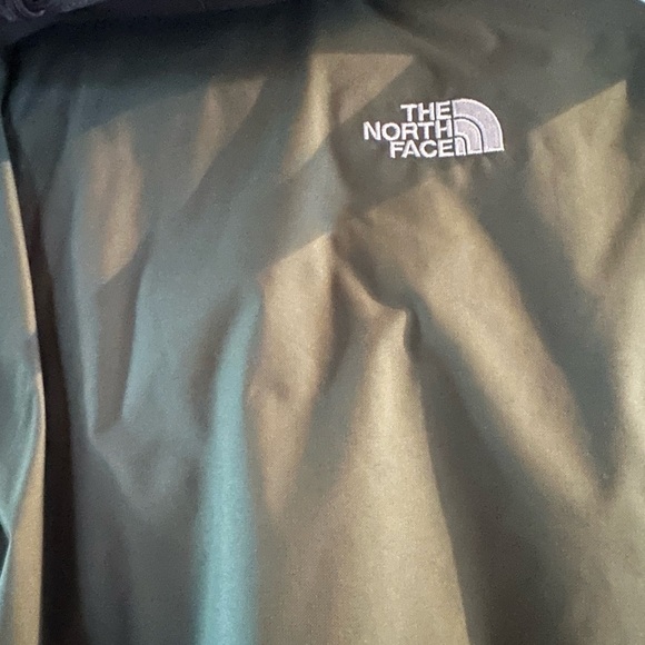 worn once Men’s North Face jacket size medium - Picture 5 of 5